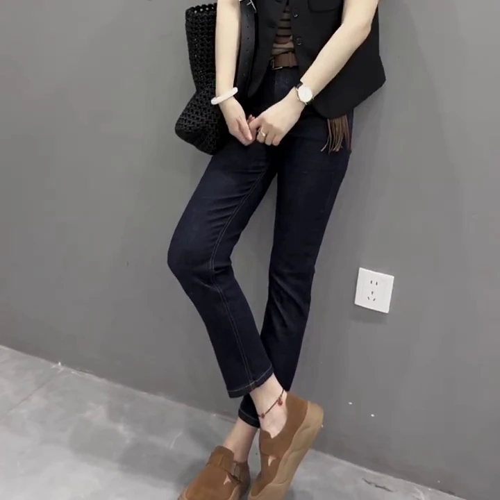 2024秋季新款普洗蓝九分弹力烟管裤女梨型身材高腰显瘦直筒牛仔裤