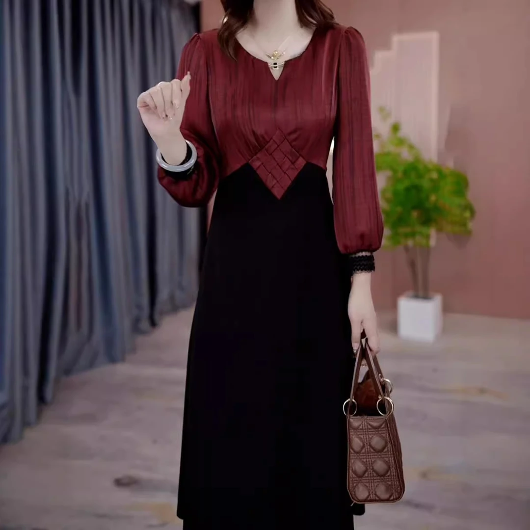 气质妈妈长袖连衣裙女春秋新款时尚阔太太洋气假两件遮肚显瘦裙子