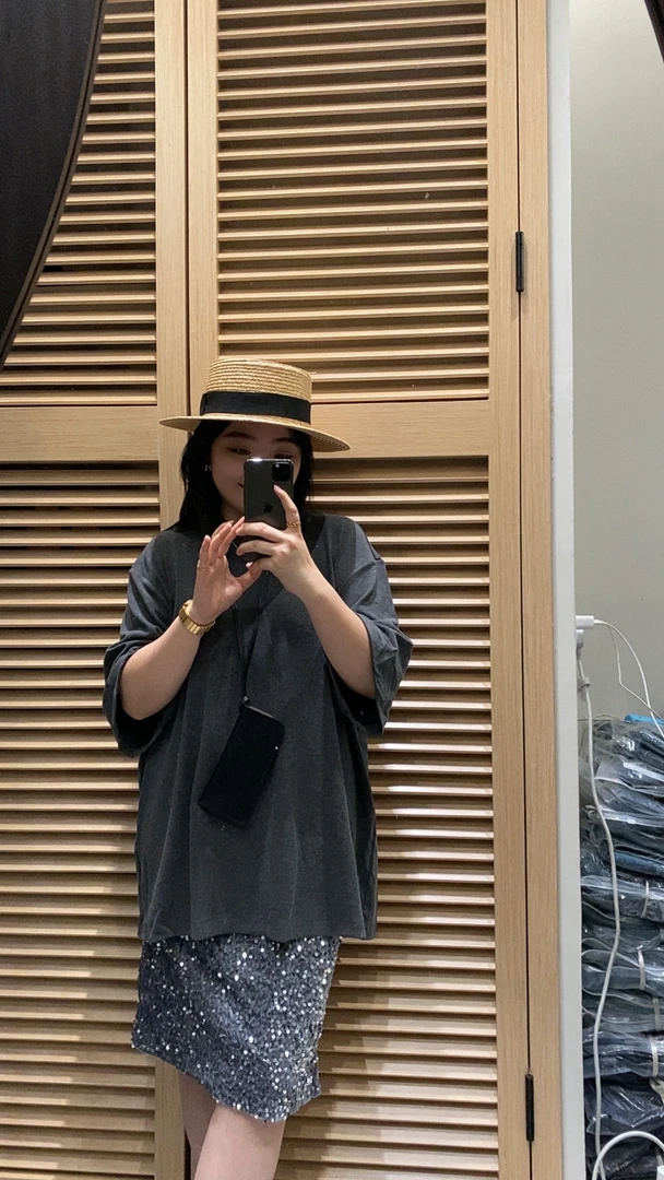 林杠杠秋季新品/简单款短袖磨毛大T(衣长75左右)