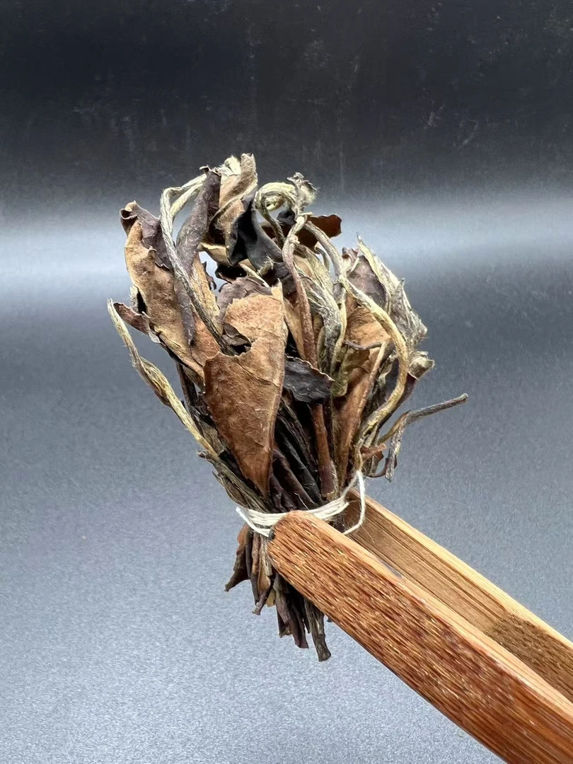 【康潮一品】 始于一八五七 2012年小扫把茶贡眉散茶