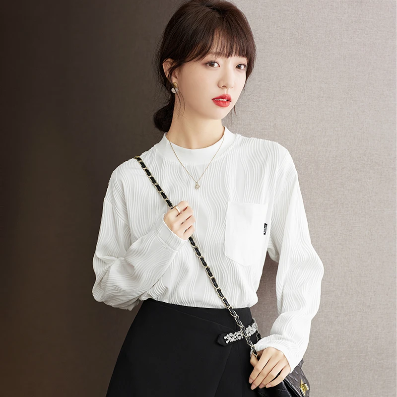 时尚藏肉~设计感小众长袖外穿T恤女2023春季新款白色圆领宽松上衣