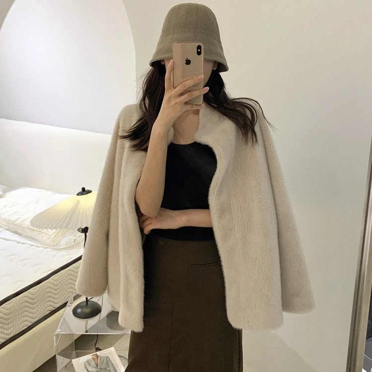 新款毛毛绒外套女冬季休闲时尚常规款宽松显瘦皮毛加厚环保毛毛女