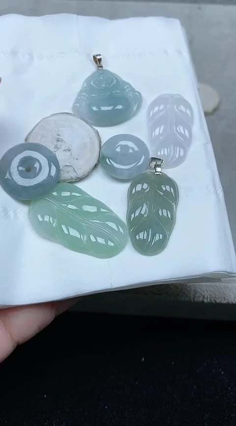 【闪购商品】翡翠颈饰未镶嵌122打包