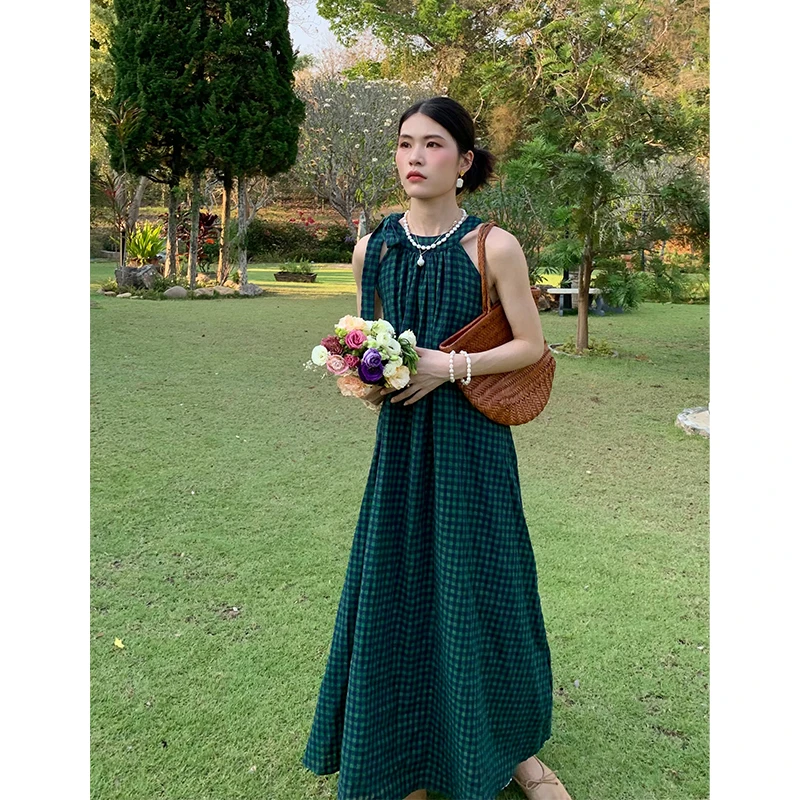 仲夏之夜 法式复古格子无袖宽松挂脖连衣裙女夏新款33816