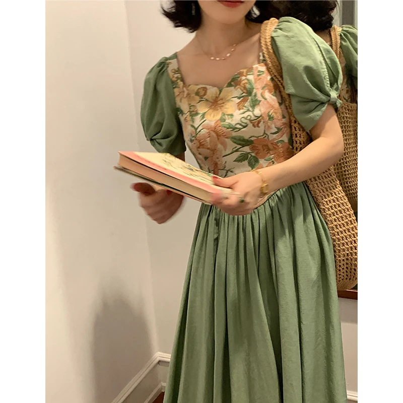 云窗绿影 复古宫延风碎花连衣裙女国风方领a字裙夏21340