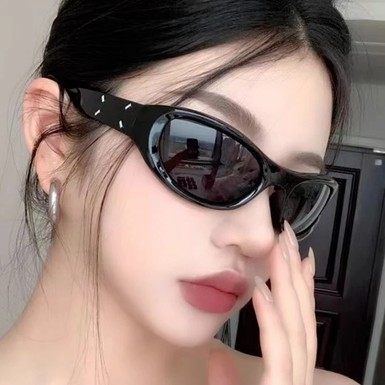 哈尔滨旅游必备朋克墨镜辣妹太阳眼镜女网红gm联名欧美潮男女同款
