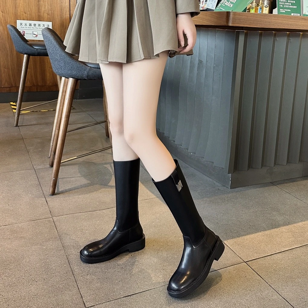 8556新款牛皮高订百搭网红时尚设计款大牌显瘦高筒时装靴女