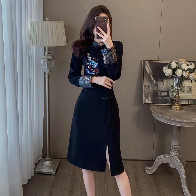 拼接长袖新中式旗袍刺绣2024年春季新款气质优雅中长款连衣裙爆款