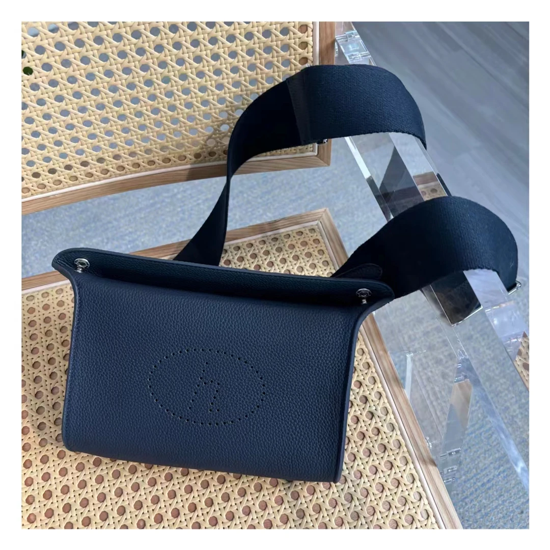 MY WANTS"蓝色经典“时尚简约百搭精致有趣饭盒包2201