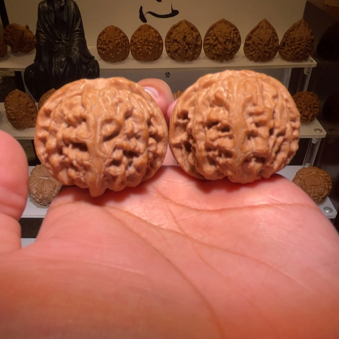 文玩核桃把件42苹果园