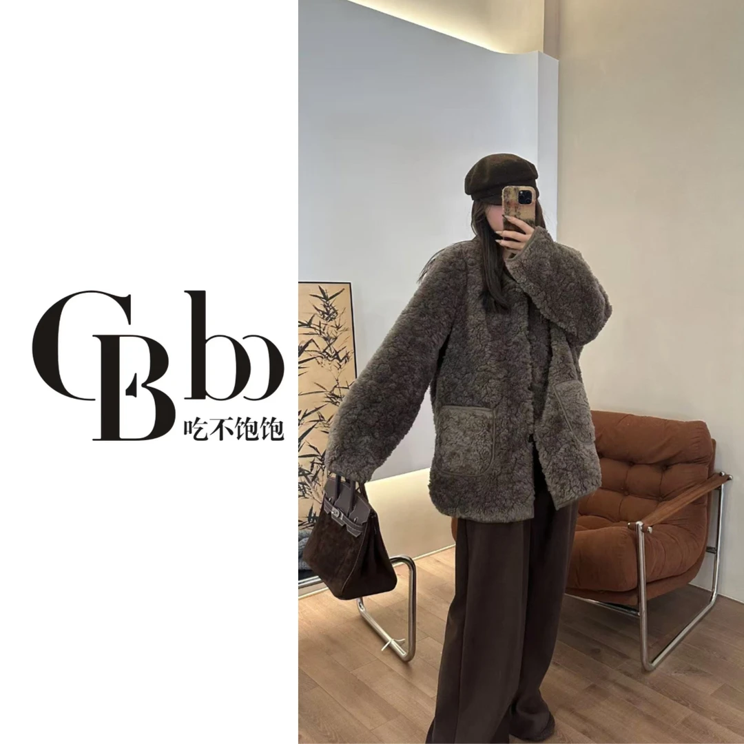 【吃不饱饱】大码 精致翘楚 炸街皮毛外套宽松加厚保暖气质上衣2669