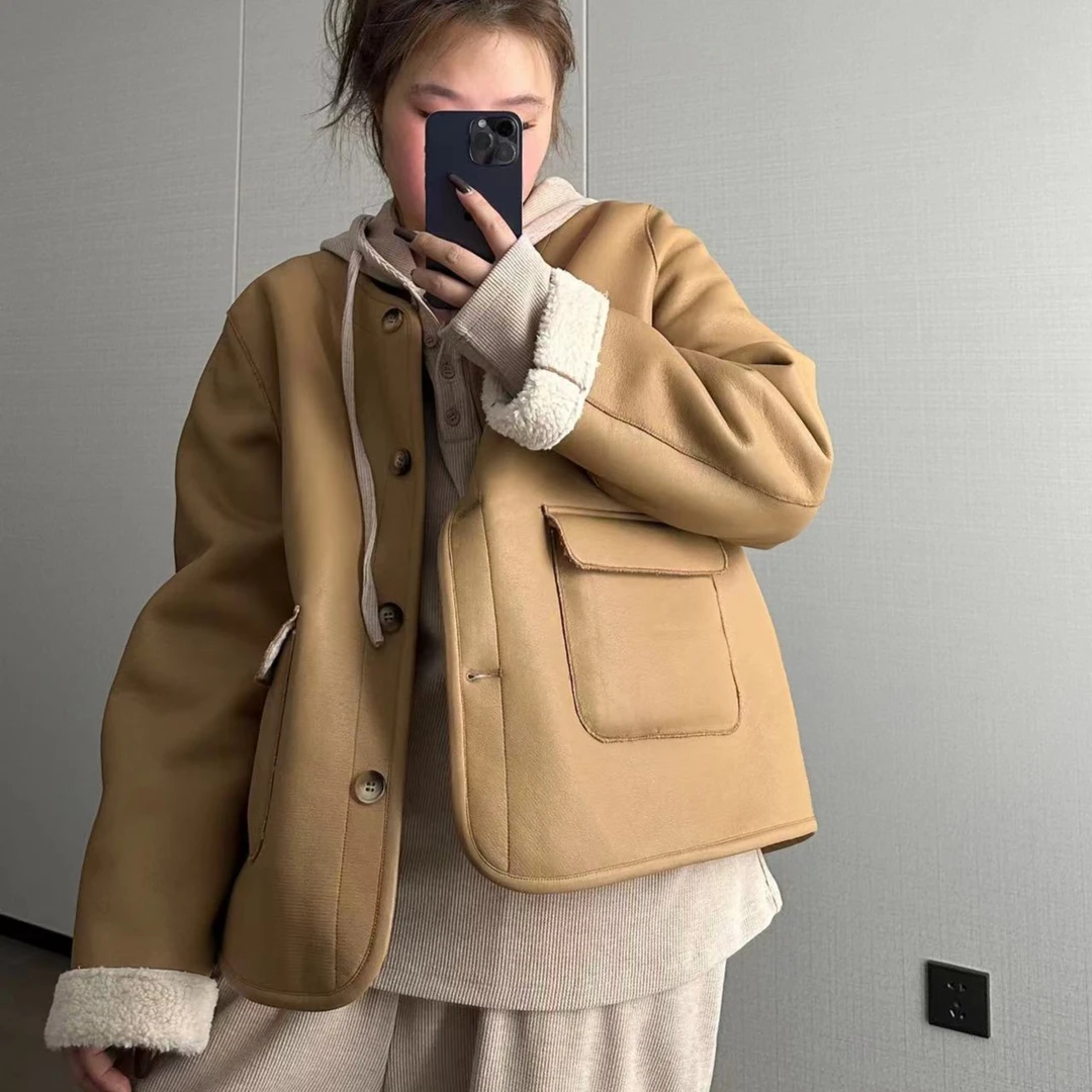 【吃不饱饱】大码冬季黄油奶糕 双面可穿圆领皮毛一体外套 BB036