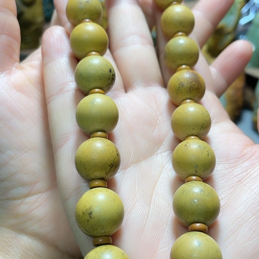 【闪购商品】岫岩河磨玉（透闪石质玉）把件未镶嵌酌*