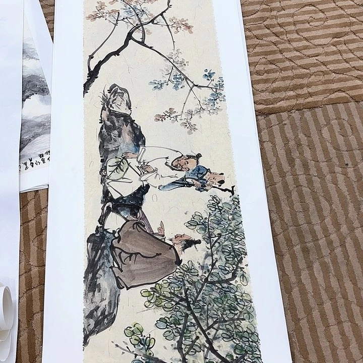 绘画在****娃花鸟的翅膀是白色和白色