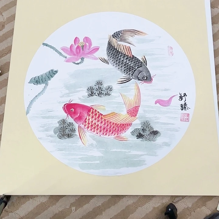 绘画白****站花鸟的翅膀和翅膀是白色