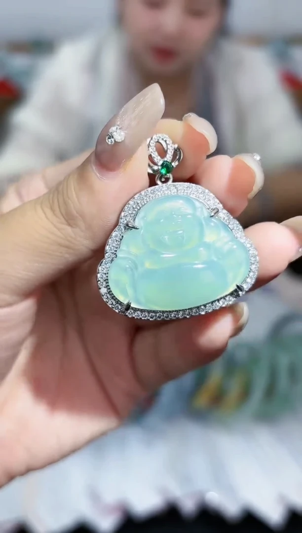 【闪购商品】翡翠颈饰合金多样性发其一