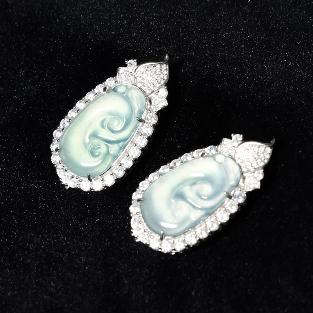 七夕情人节送礼女朋友翡翠如意吊坠多样性发其一G983