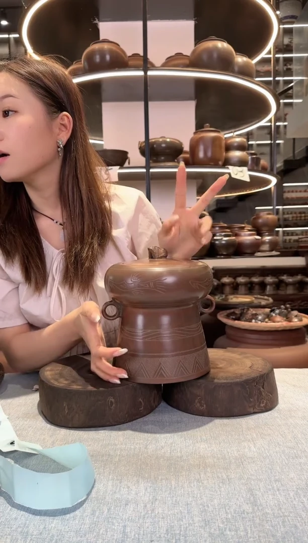 【闪购商品】罐本陶手作泥兴陶青蛙铜鼓罐一斤装一对（微瑕
