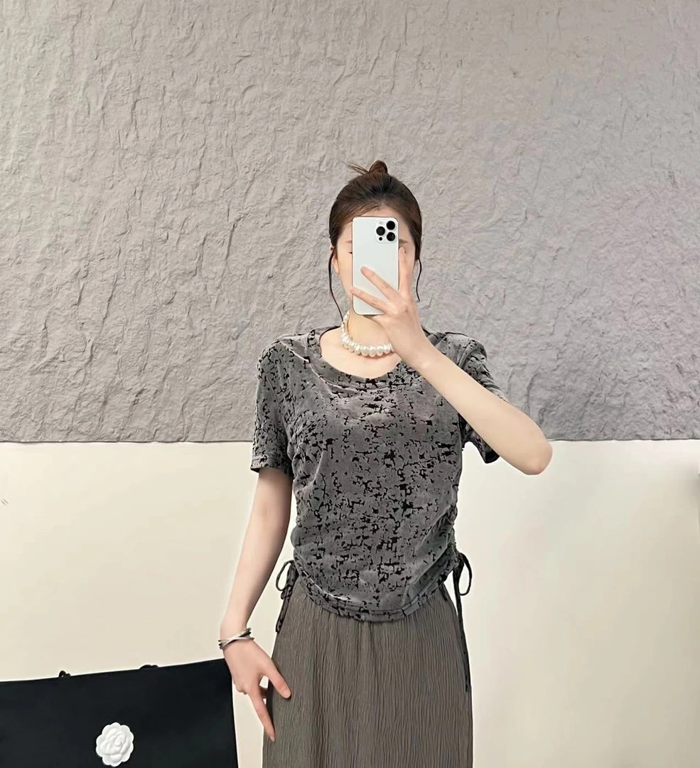夏季圆领印花带垫肩植绒双侧抽绳设计收腰显瘦简约短袖上衣 TY138