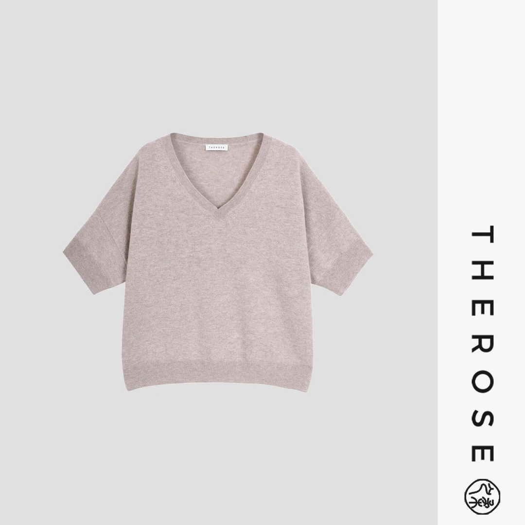 之柔【自由取悦】时尚宽松V领简洁利落设计上衣休闲针织女士短袖T恤