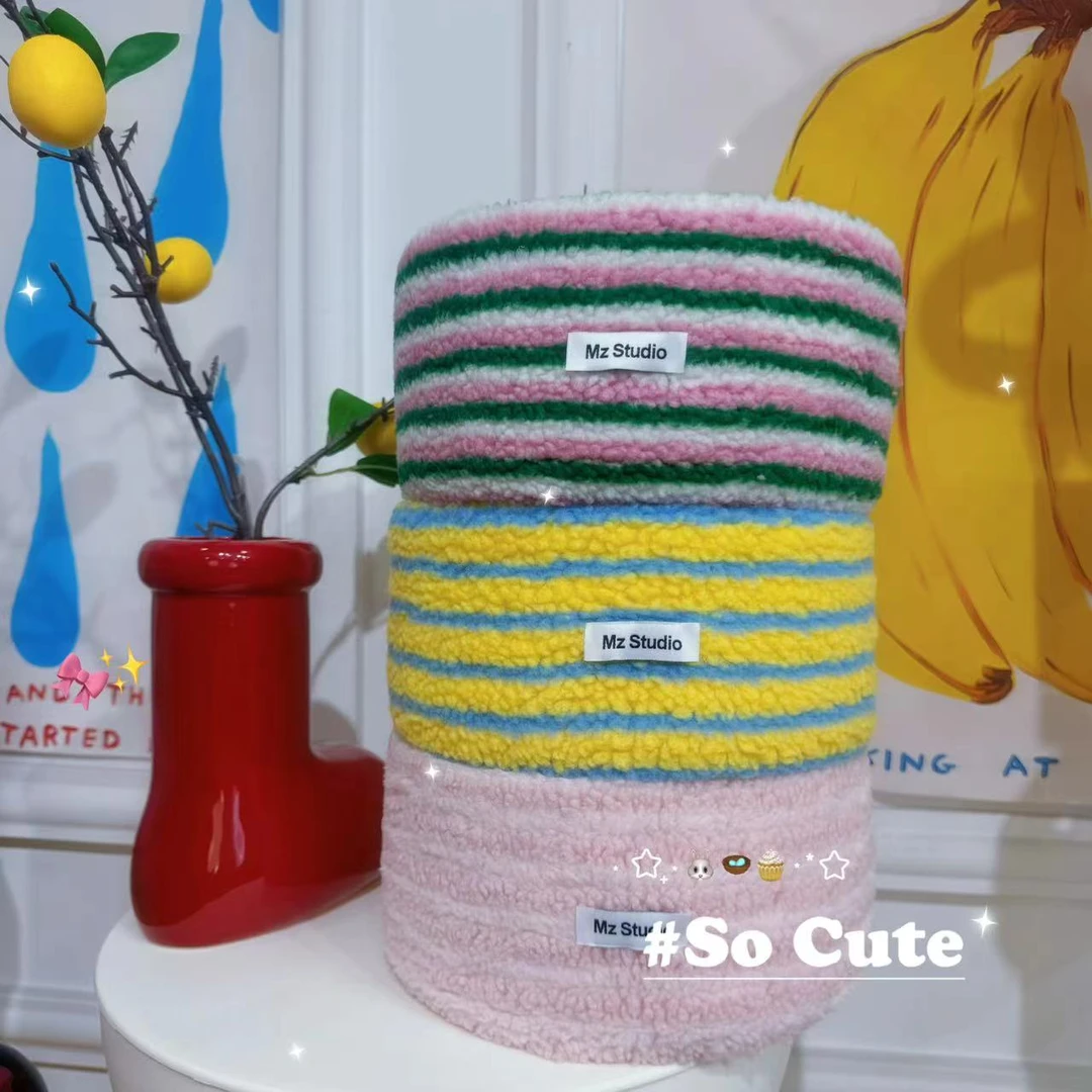 拍一发三粉丝福利三色毛绒框桌面收纳筐