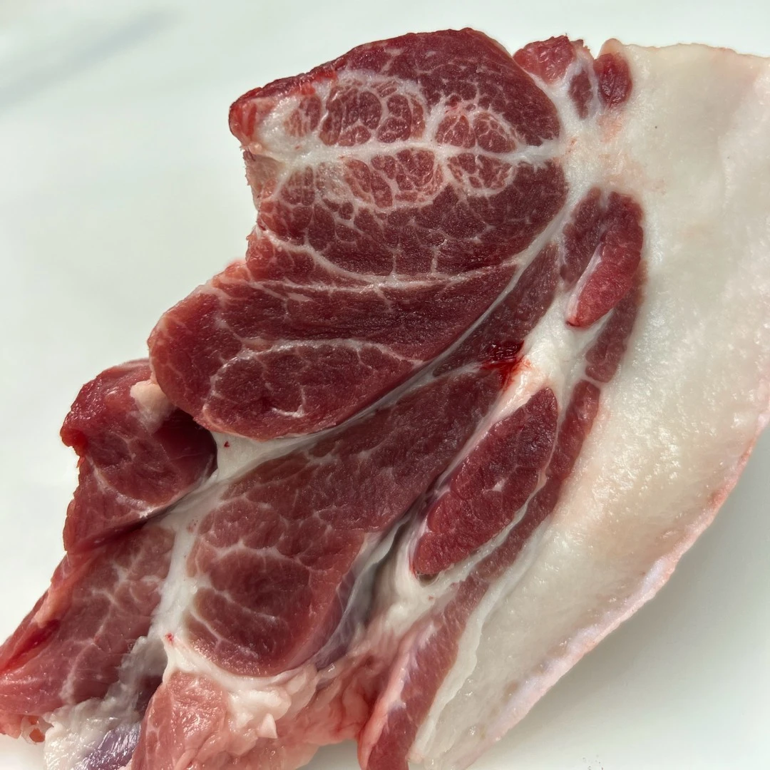 五老峰生态放养藏香猪跑山猪粗粮粮食喂养泡沫箱加冰袋保鲜发货