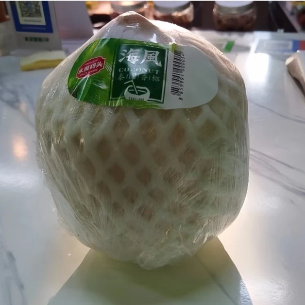 泰国椰青一个