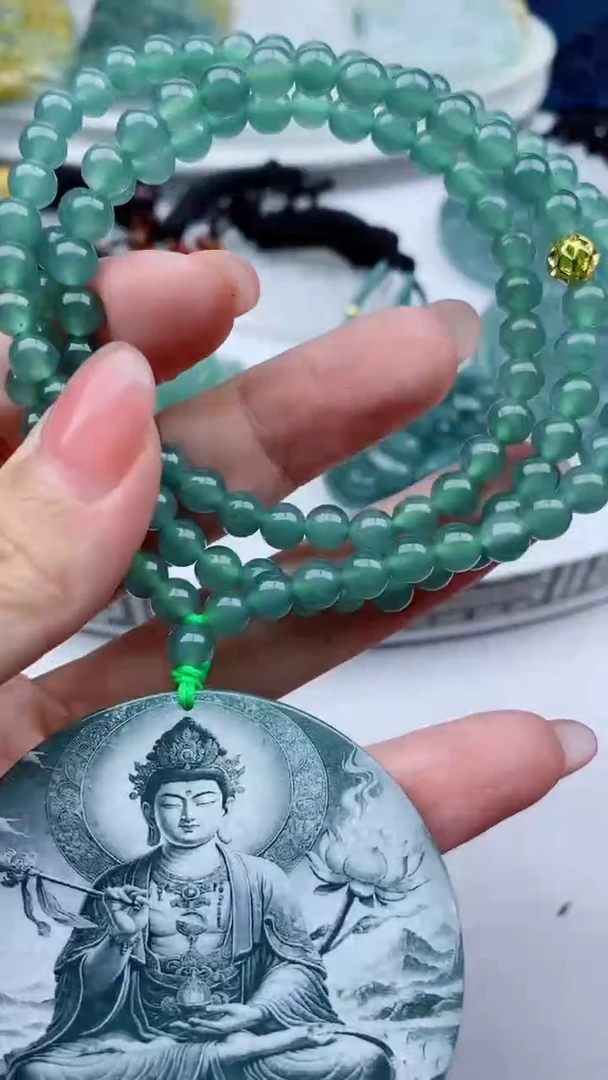 【闪购商品】翡翠颈饰未镶嵌多样性随机一件发货