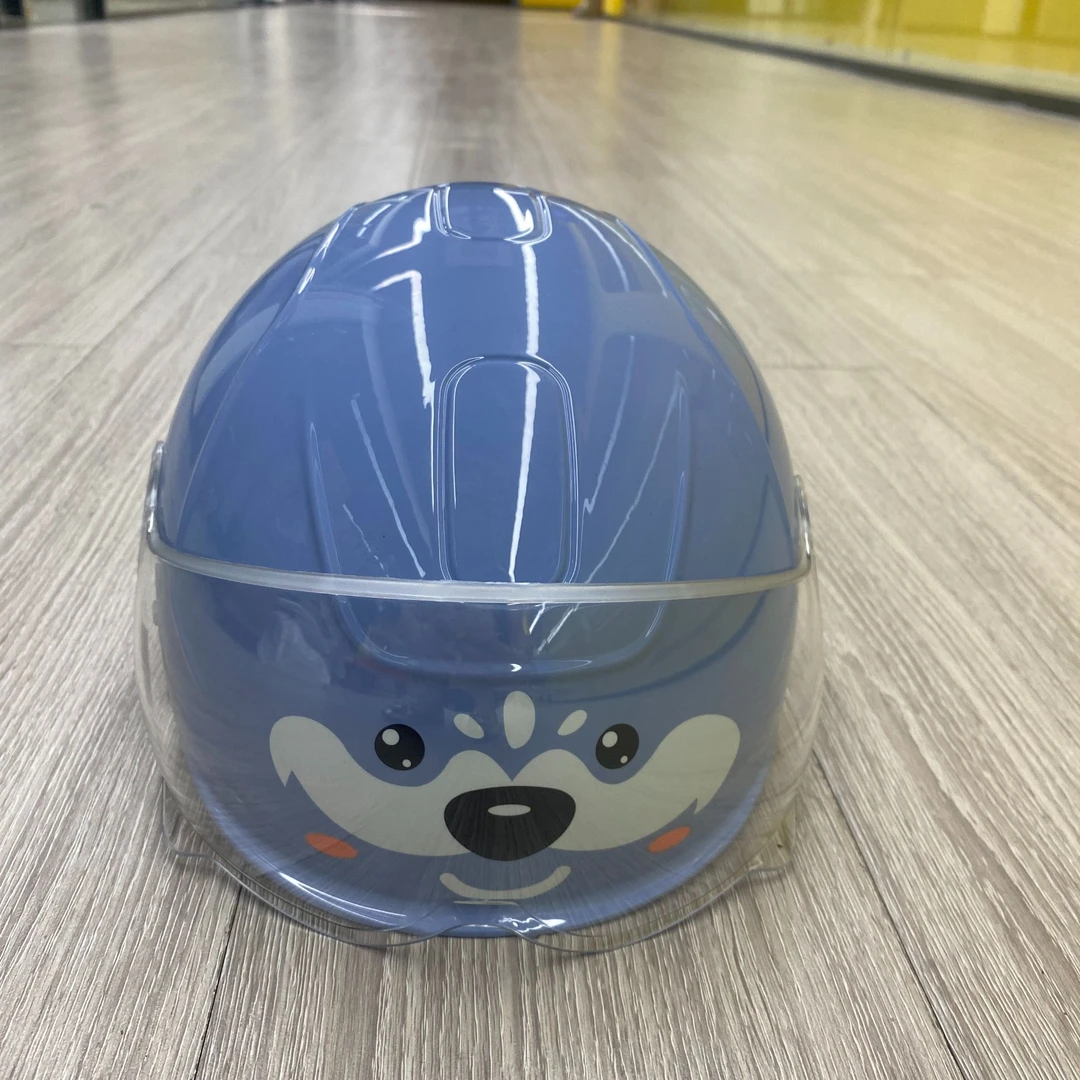 头盔电动车安全帽四季通用