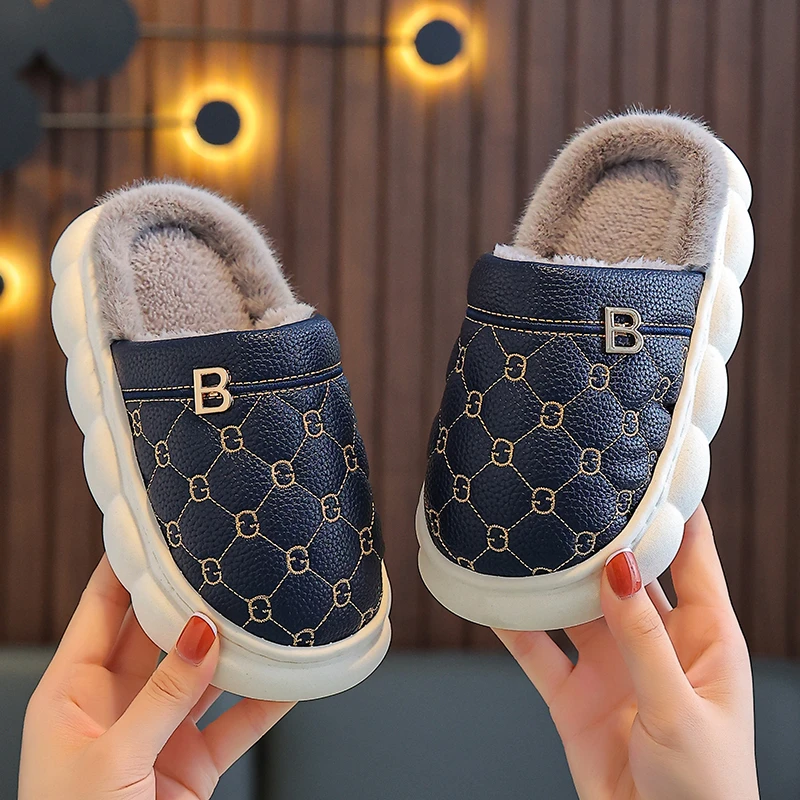 儿童拖鞋亲子居家软底加绒厚防滑保暖冬季pu皮防水加厚男女情侣拖