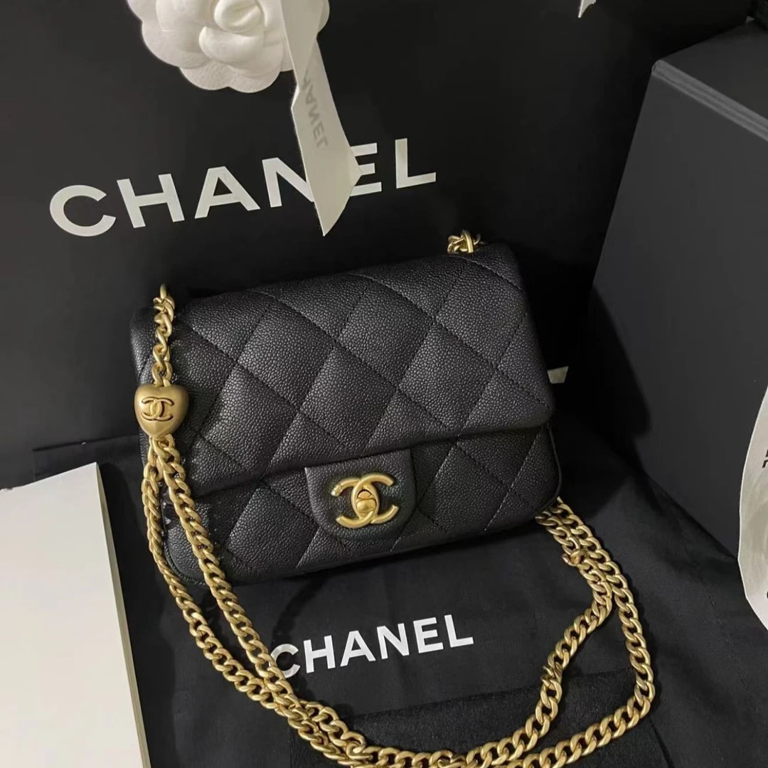 99新 Chanel/香奈儿 青奢荟/爱心金球20方胖子//72820