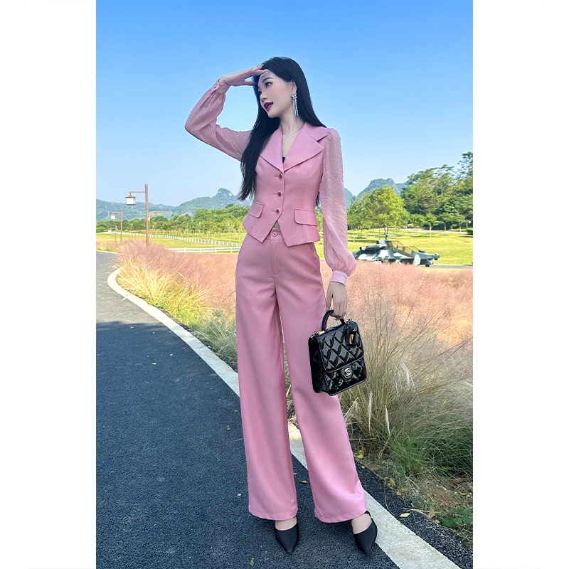 格润雅【胭脂】2025春季减龄套装v领上衣直筒高腰阔腿裤气质两件套