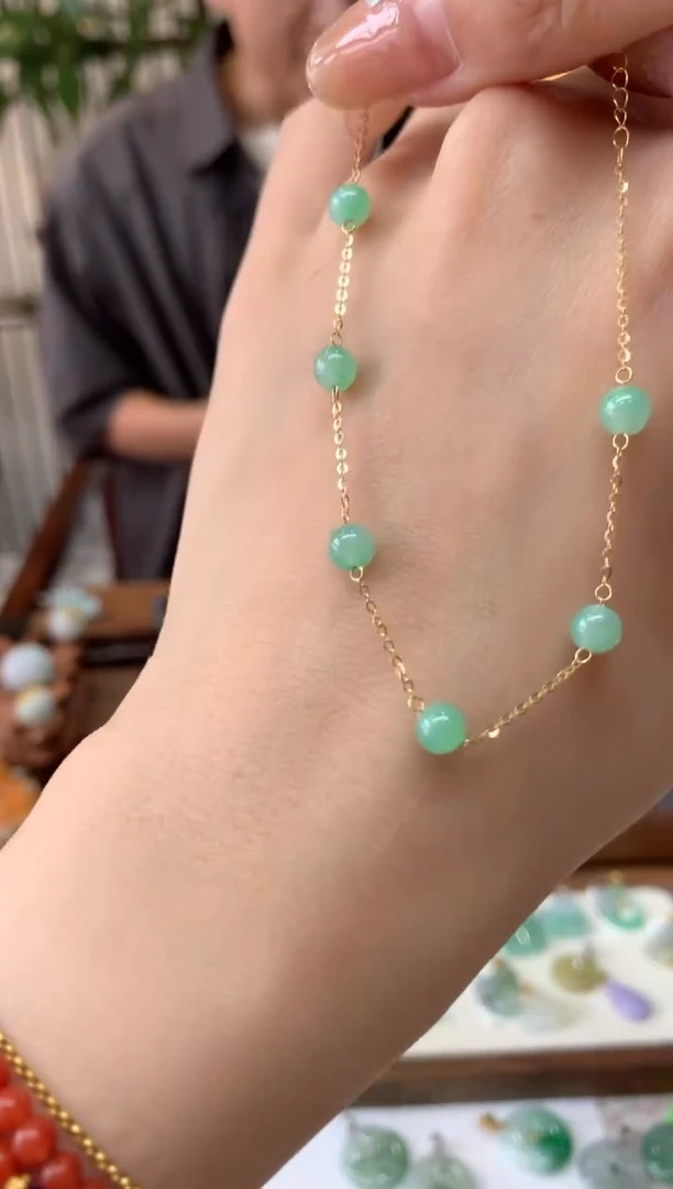 【闪购商品】翡翠手链18K金镶嵌圆珠