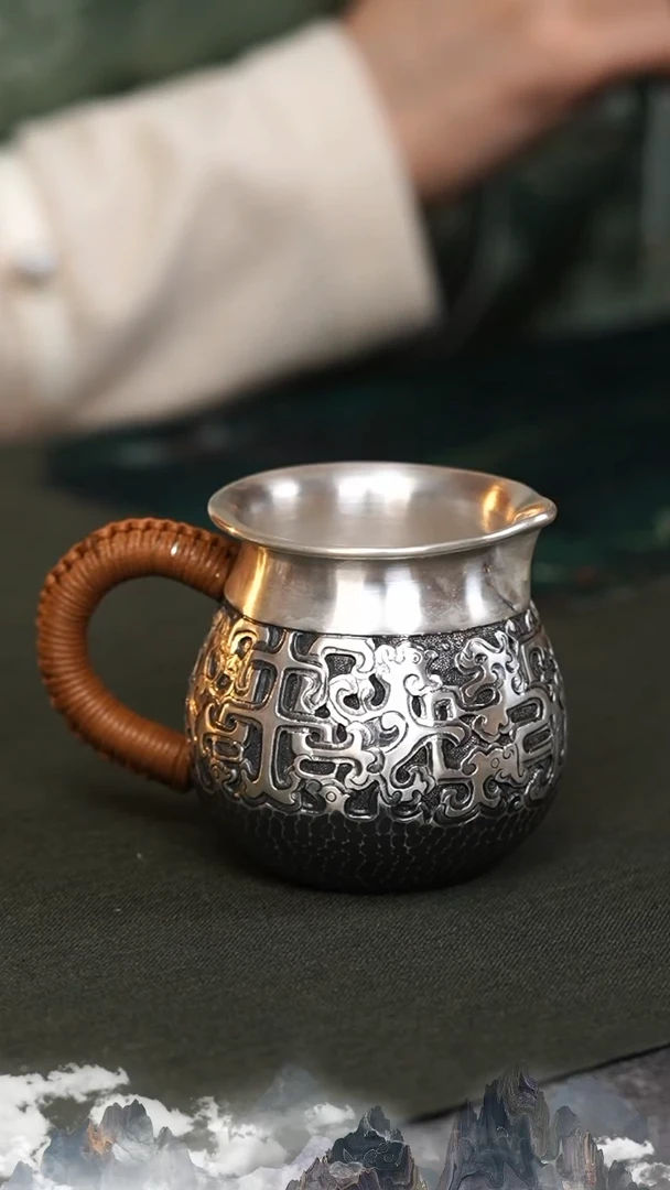 【闪购商品】足银999瑞兽公道杯