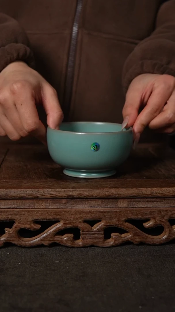 【闪购商品】瓷杯仿古纯手工10公分卷足罗汉碗微瑕97