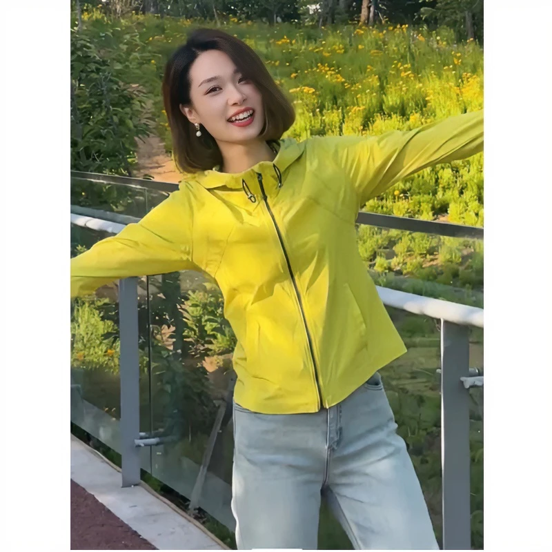户外轻薄运动防晒服女设计感连帽夏季大码mm时尚连帽透气防晒开衫