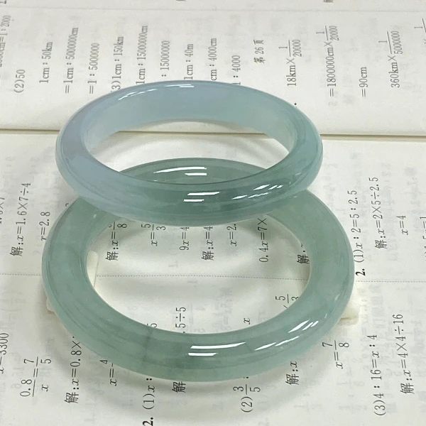 【假一赔十】上等冰晴水天然玛瑙玉髓油青色玉手镯送女友多样性发一