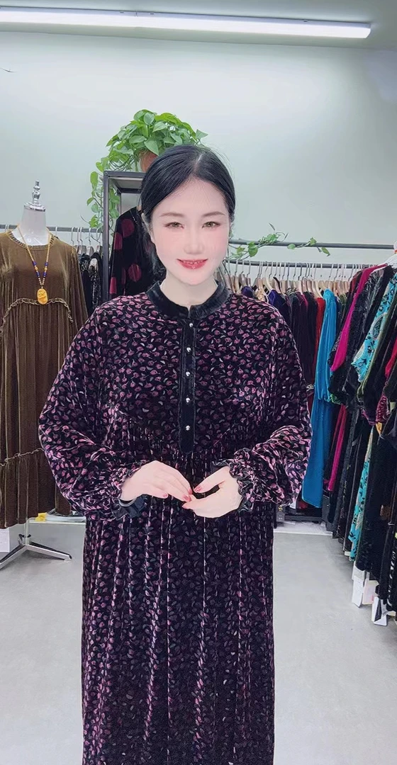 中老年桑蚕丝679-2粉花连衣裙大码高端时尚