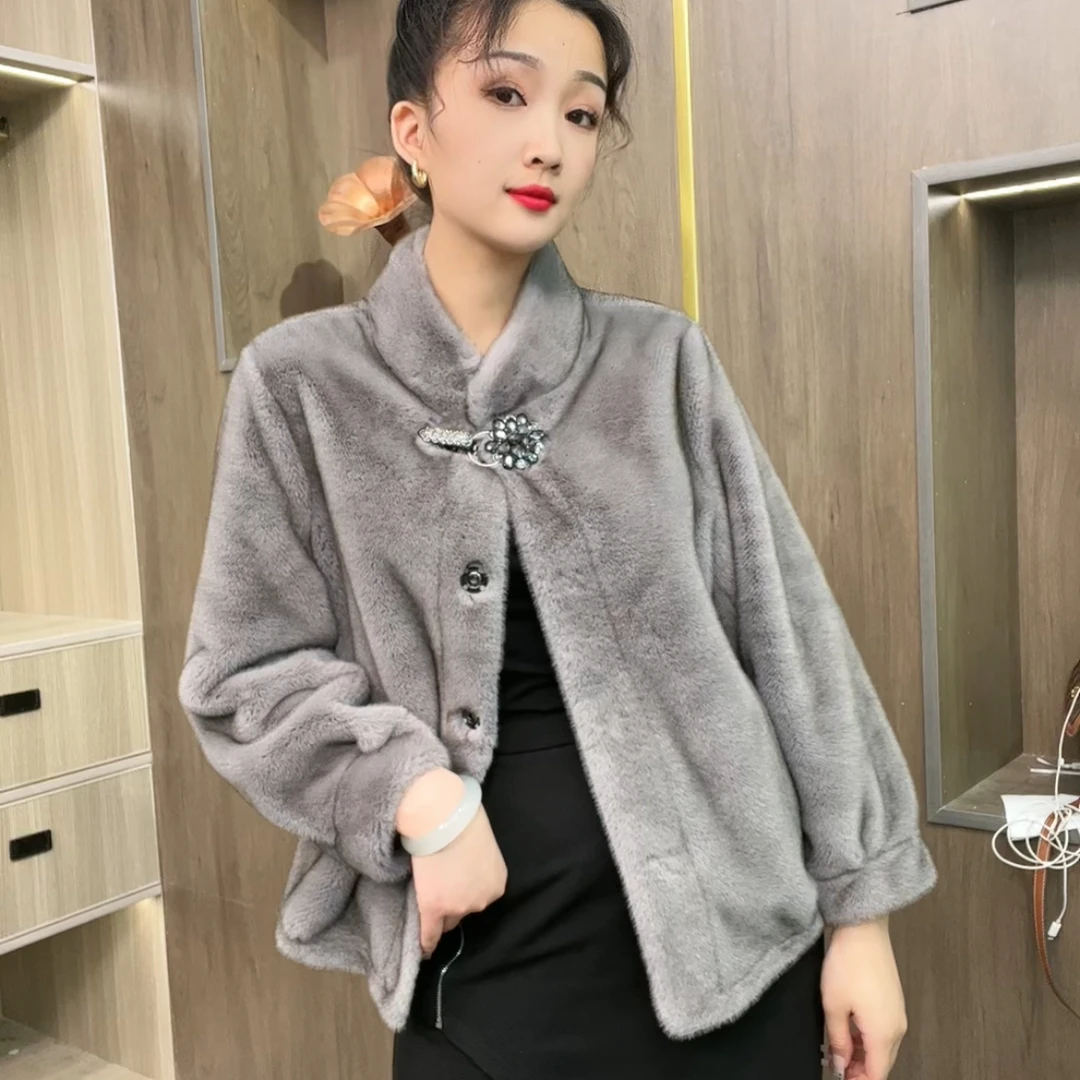 北极貂秋冬季洋气女保暖上衣女贵气时尚外套短款气质百搭女士外套
