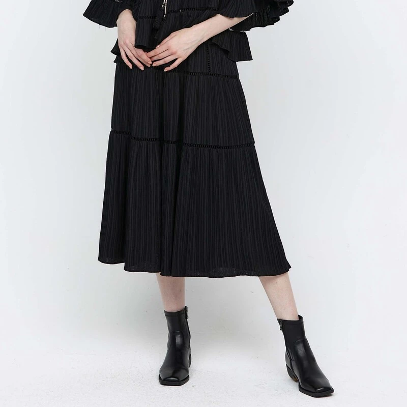 圣迪奥女装时尚新中式套装松紧肌理流苏A字伞裙S24361106