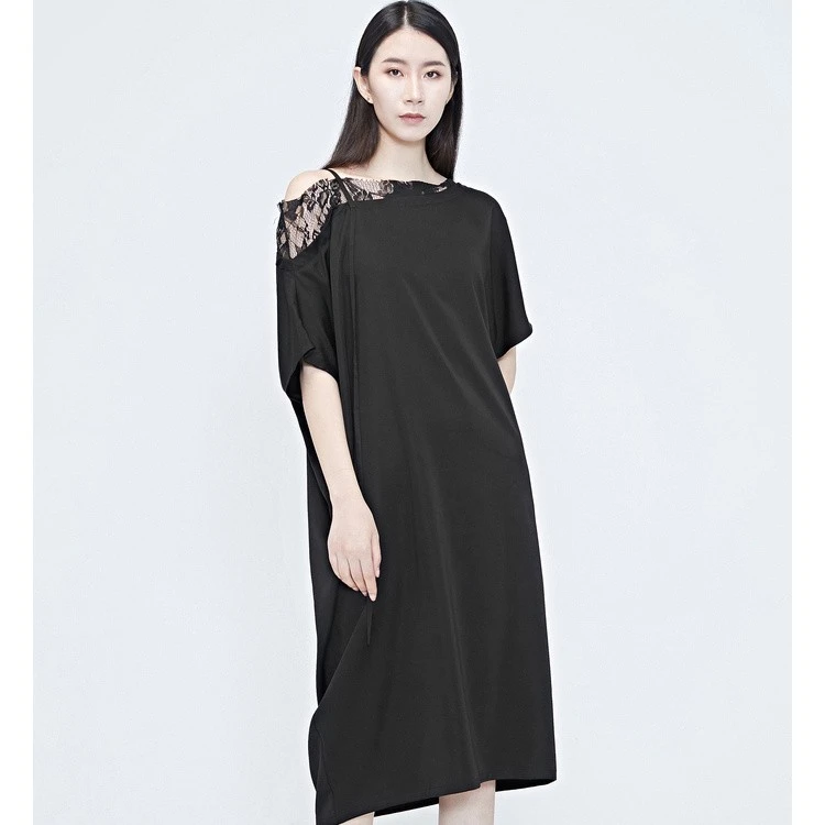 S·DEER圣迪奥女装时尚气质显瘦不对领蕾丝优雅连衣裙S20281227