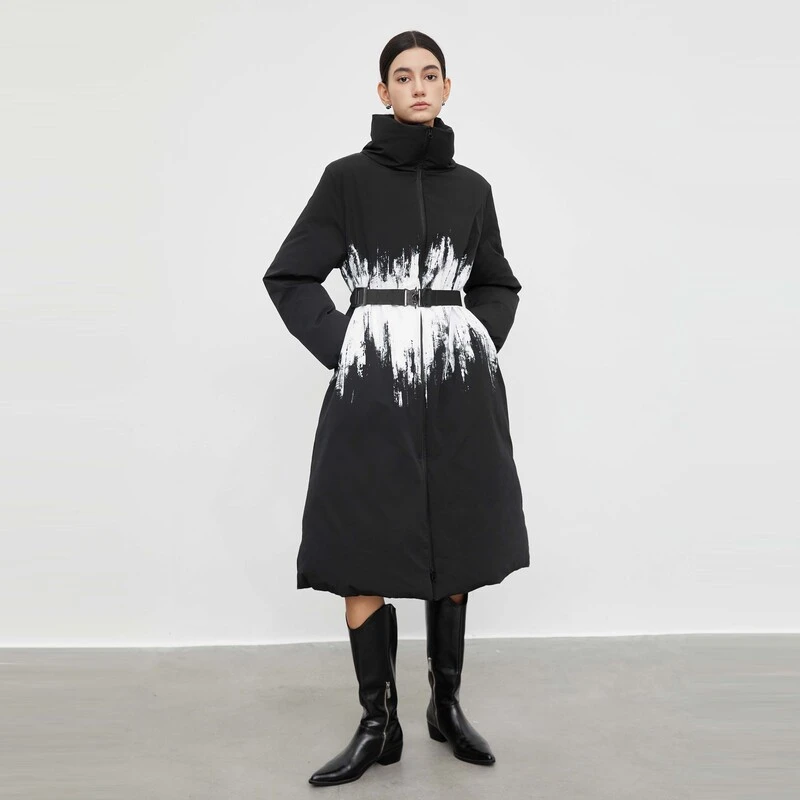 sdeer圣迪奥女装时尚撞色收腰显瘦百搭长款冬季羽绒服S23482405