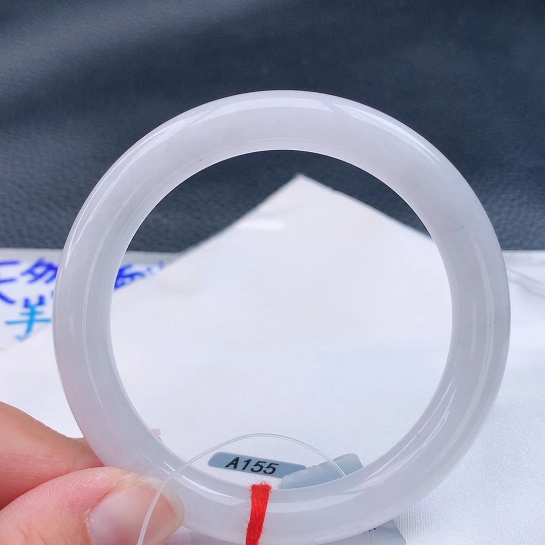 翡翠手镯未镶嵌56.8 翡翠手镯