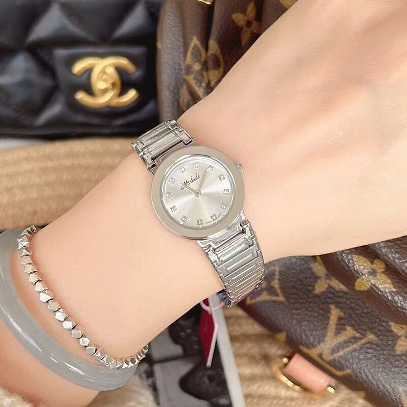 时尚简约气质钢带精致女士手表百搭轻奢潮流腕表中古镶钻