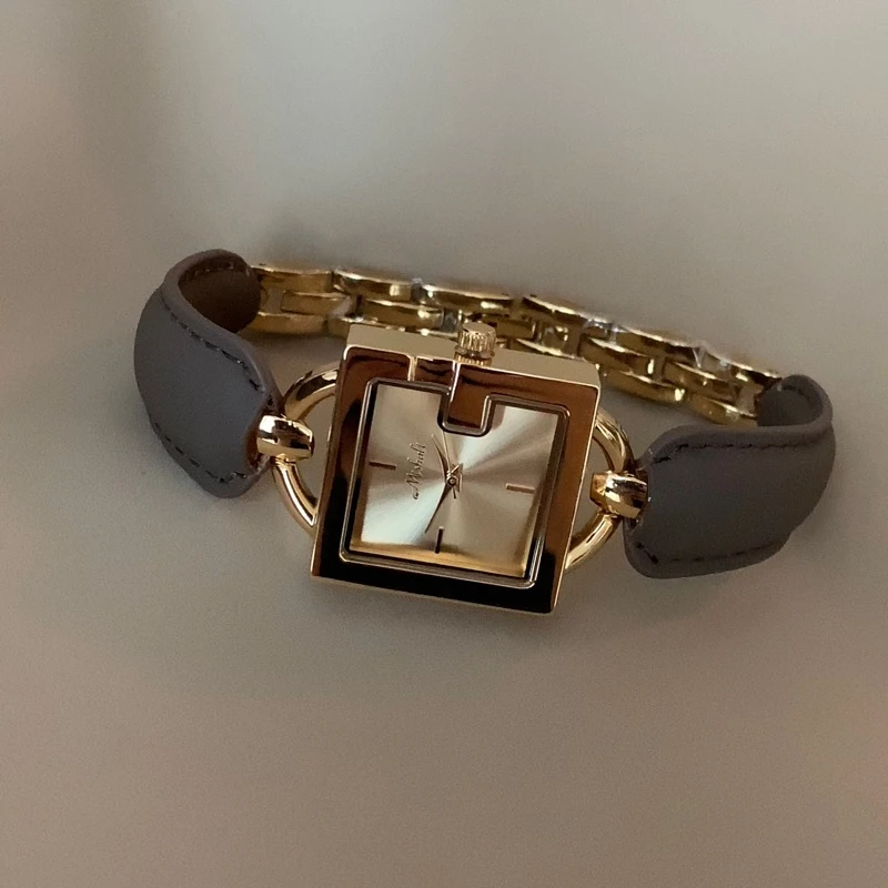 高级感真皮手镯气质方形小众时尚女表ins复古手表女百搭简约精致