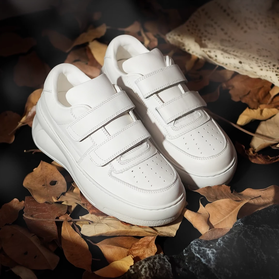 MIVEAKA米薇卡  笑脸小白鞋魔术贴厚底休闲鞋运动板鞋