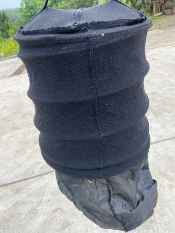 弹簧带拉链帆布收蜂笼小号25公分