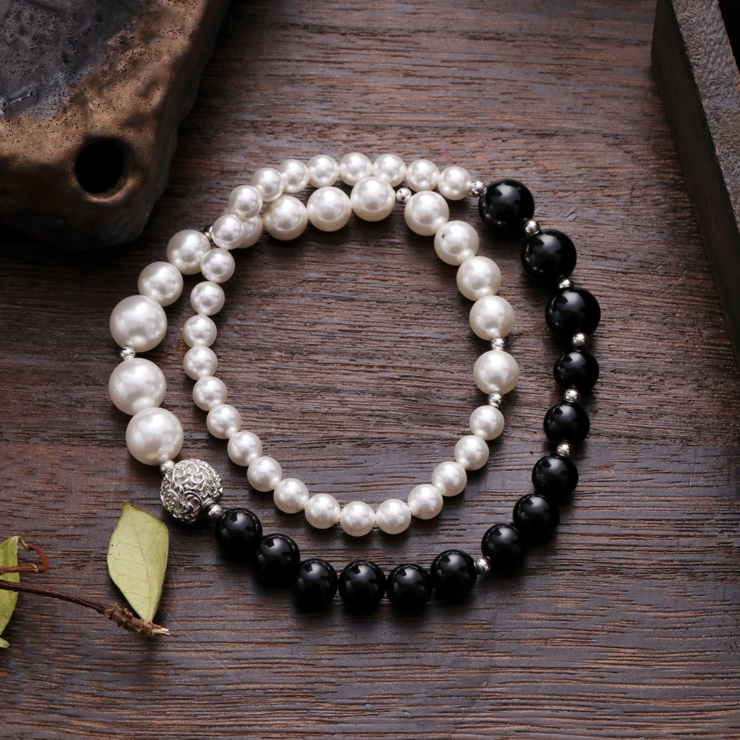 链子925银 N16621 黑白拼接圆珠唐草纹圆形扣串珠项链