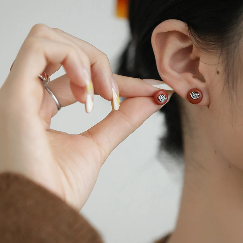 银春春 925银耳饰 柿饼>红色平安扣祥云耳钉复古简约百搭精致耳饰