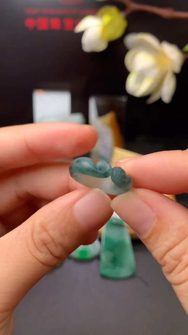 【闪购商品】定制翡翠未镶嵌紧箍咒尾戒